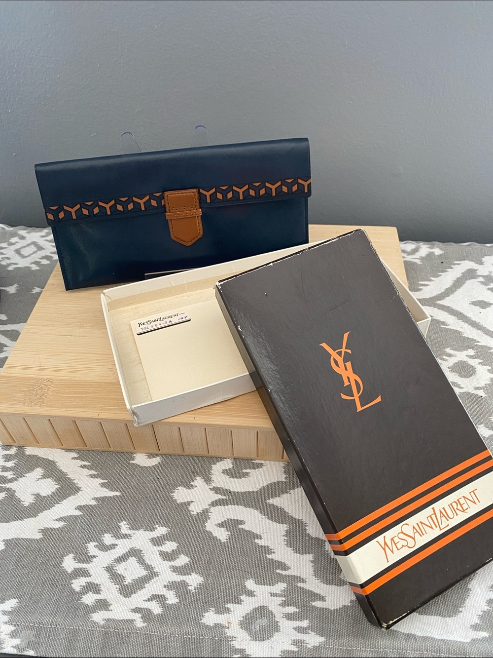 Yves Saint Laurent Navy Blue and Brown Leather Clutch Wallet w/Box - Picture 10 of 10